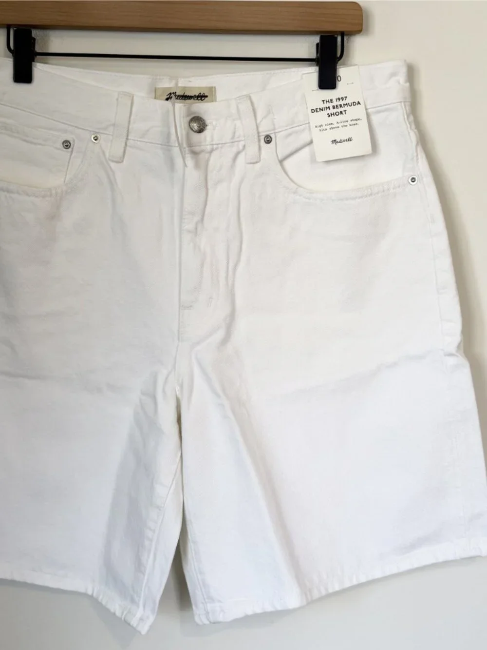 NWT Madewell White The 1997 Denim High Rise Bermuda Shorts - Size: 30